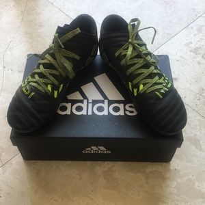 Messi Soccer cleats for boys size 4 made by adidas